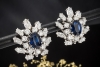 Ohrringe Ohrclips mit Oval Saphir und Diamanten in Platin und Weißgold 