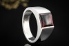Cartier Tank Ring mit Granat Rhodolith Großes Modell in 750er Weißgold 
