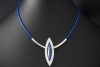 Bunz Design Collier Blau 950er Platin 750er Gelbgold Kautschuk Halsreif 