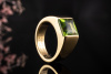 Cartier Tank Ring Großes Modell mit Peridot Grün in 750er Gelbgold 