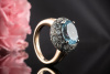 Pomellato Ring Tabou mit blauem Topas 750er Rosegold Rotgold mit Silber 