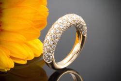 Meta Goffin BrillantRing Ring mit feurigen Brillanten in 750er Rotgold Gr 50