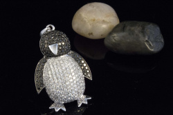 Anhänger PINGUIN Tier Motiv 750 Weißgold mit Brillanten