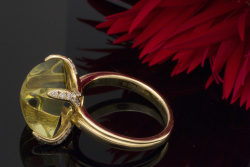Lemon Citrin Ring mit feurigen Top Wesselton Brillanten in 750er Gelbgold