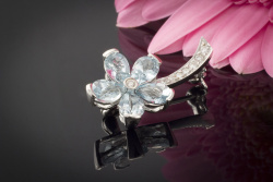 Blumen Brosche Anstecknadel Aquamarin & Brillanten 750er Weißgold NP 3.380,-