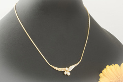 Collier mit beeindruckender Diamant Vielfalt Brillanten und Tropfen Gelbgold 750