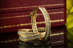 Cartier Trinity de Cartier Ring mit Brillanten rundum in 750er Gelbgold