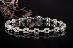 Diamant Armband Eckiges Glieder Design mit Brillanten in Weißgold 750