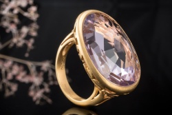Pomellato Ring Arabesque Amethyst Lila Mattiert in Gelbgold Roségold 750