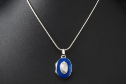 Victor Mayer Medaillon Anhänger mit Diamanten Emaille Blau Weißgold 750