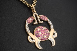 Jazychic Krebs Sternzeichen Anhänger Pink Saphir Diamanten in Roségold