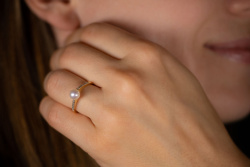 Ring mit Perle Perlenring mit Diamanten Brillanten in 750er Gold