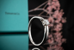 Tiffany & Co. Solitär Ring Harmony mit 1 Diamant 0,23 Carat in Platin