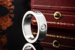 Cartier Love Ring mit 3 Diamanten in 750er Weißgold Großes Modell 50 OVP