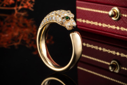 Cartier Ring Panthère de Cartier mit 72 Diamanten Smaragd Onyx Gelbgold