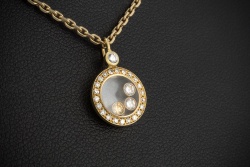 Chopard Happy Diamonds Anhänger Kleines Modell Diamanten in Gelbgold 750