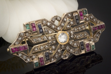Antike Brosche der Labyrinthe mit Diamanten Rubin Smaragd Saphir in Gold 585