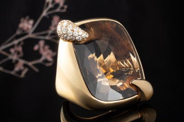 Pomellato Ring Ritratto Maxi mit Rauchquarz Braun Diamanten Gelbgold 750