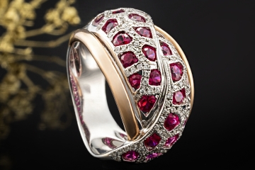 Mystischer Ring Rubin und Diamanten 750er Weißgold mit Roségold Akzenten