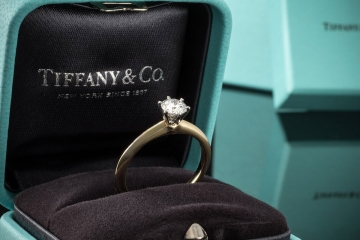 Tiffany & Co Solitär Ring Setting mit Diamant 0,39 Ct in Gelbgold Platin