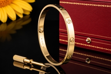Cartier Love Armreif Armband Neues Modell in 750er Gelbgold Größe 20 OVP
