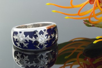 FABERGE Ring Winter Schneeflocke Emaille mit Brillanten in 750er Weißgold LIMITIERT