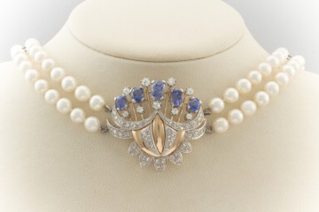 Prunkvolles Perlen Halsband Kropfband Saphire Diamanten 585er Gold