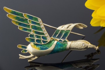 Brosche Große Flugente mit Emaille grün & Brillanten in Gelbgold 585