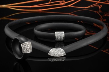 BUNZ Collier Armreif Ring Kautschuk Set mit 1,27 Ct Brillanten in Platin