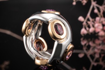 Odenwald Ring Tango Arbeit mit Saphiren Rot Pink 750er Roségold Weißgold