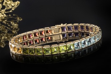 Farbenfrohes Sommer Armband Farbedelsteine eckig Farbverlauf in Gelbgold