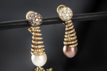 Ohrringe Ohrclips aus Gelbgold 750 mit Diamanten Südsee- und Tahitiperle