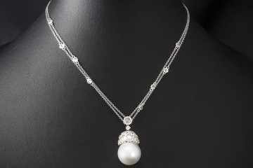 Collier Kette mit Anhänger Südsee Perle und Diamant Rosen 750er Weißgold