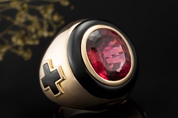 Massiver Georg Hornemann Siegelring Rhodolith u. Onyx Kreuz Gelbgold 750