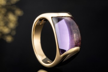 BVLGARI Ring mit Amethyst Bulgari Tronchetto massiv in Gelbgold 750