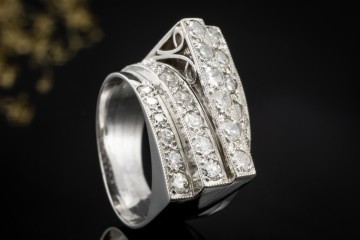 Art déco Vintage Ring Treppen Design mit Diamanten in Platin 950 Arbeit