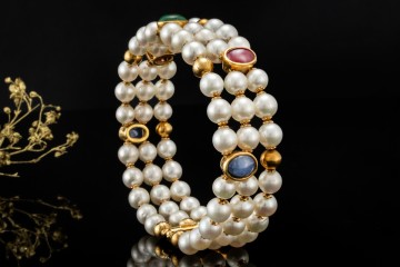 Vintage Perlenarmband Armreif Smaragd Rubin Saphir Cabochon Gelbgold 750