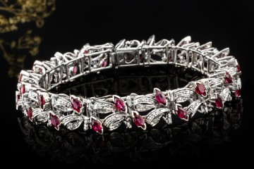Vintage Armband Marquise Rubine und Altschliff Diamanten in Weißgold 750