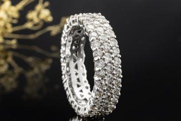 Memoire Ring Bandring mit 3 Reihen Diamanten in 750er Weißgold Größe 55