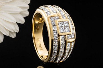 Wempe Ring Architektonisches Design mit Carré Diamanten in Gelbgold 750