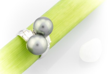 Ring mit Tahiti Zuchtperlen Baguette Diamanten in 750er Weißgold