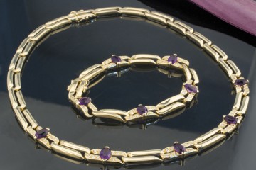 Amethyst Schmuckset Collier Kette Armband in Gold 750 Goldschmiedearbeit