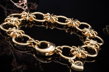 Chopard Armband Breites Gliederarmband Herz Anhänger in Gelbgold 750 OVP