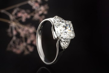 H.Stern Ring mit Diamant Radiant 2,5 Carat eckig Verlobungsring Weißgold