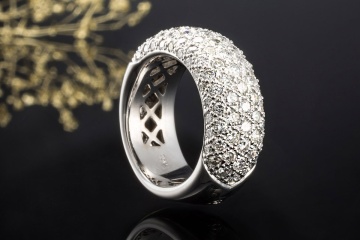 Ring mit 2,87 Carat Diamanten Goldschmiedearbeit Bandring Weißgold 750
