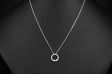 Cartier Collier Kette mit Anhänger Entrelaces Diamanten in Weißgold 750