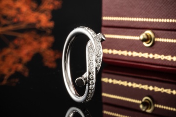 Cartier Ring Entrelaces mit Diamanten Brillanten in Weißgold 750 FullSet