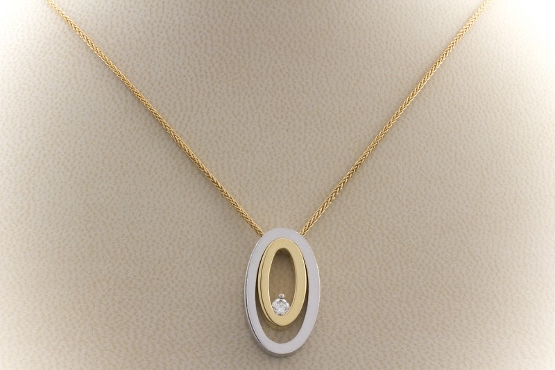 Brillantcollier Bicolor Collier mit 1 Solitär Brillanten 750er Gelbgold Weißgold 