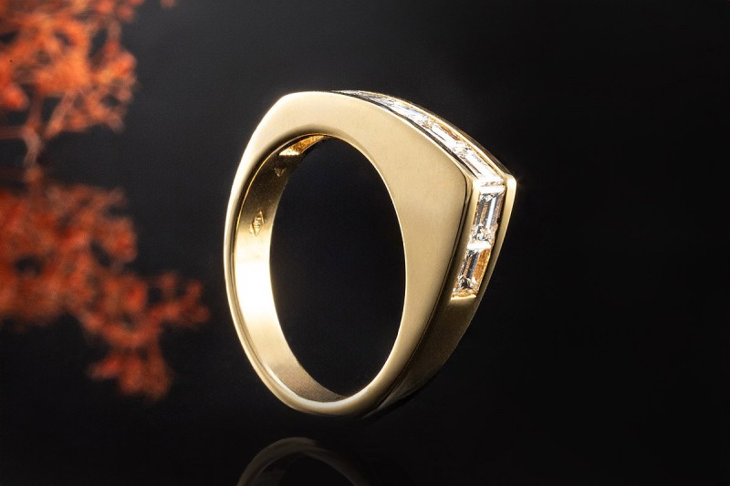 Ring mit Baguette Diamanten Trapezring Goldschmiedearbeit 750er Gelbgold 