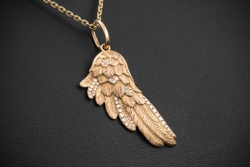 SÉVIGNÉ Flügel Anhänger mit Diamant Federn 37 mm lang in 750er Roségold 